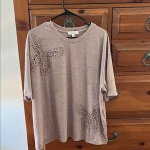 Cerule Short Sleeve Top with Lace Details NWOT